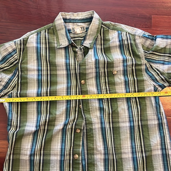 Mens Large Duluth striped collared button down shirt with gusseted armpits - Picture 3 of 8